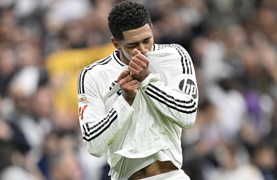 阿莫林：曼联能应对姆伯莫等三星踢非洲杯，谢什科有潜力可挖（阿莫林称曼联无惧姆伯莫等三将征战非洲杯，谢什科潜力有待挖掘）