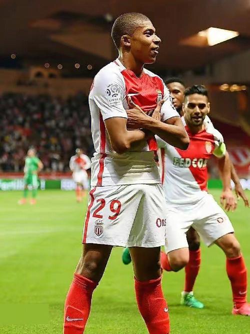 罗伊斯即将重返多特主场，担任欧冠对阵博德闪耀的分析嘉宾