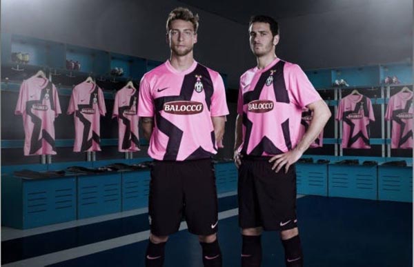 萨拉赫与利物浦关系紧张，欧冠之旅成疑（萨拉赫与利物浦矛盾升温，欧冠前景堪忧）