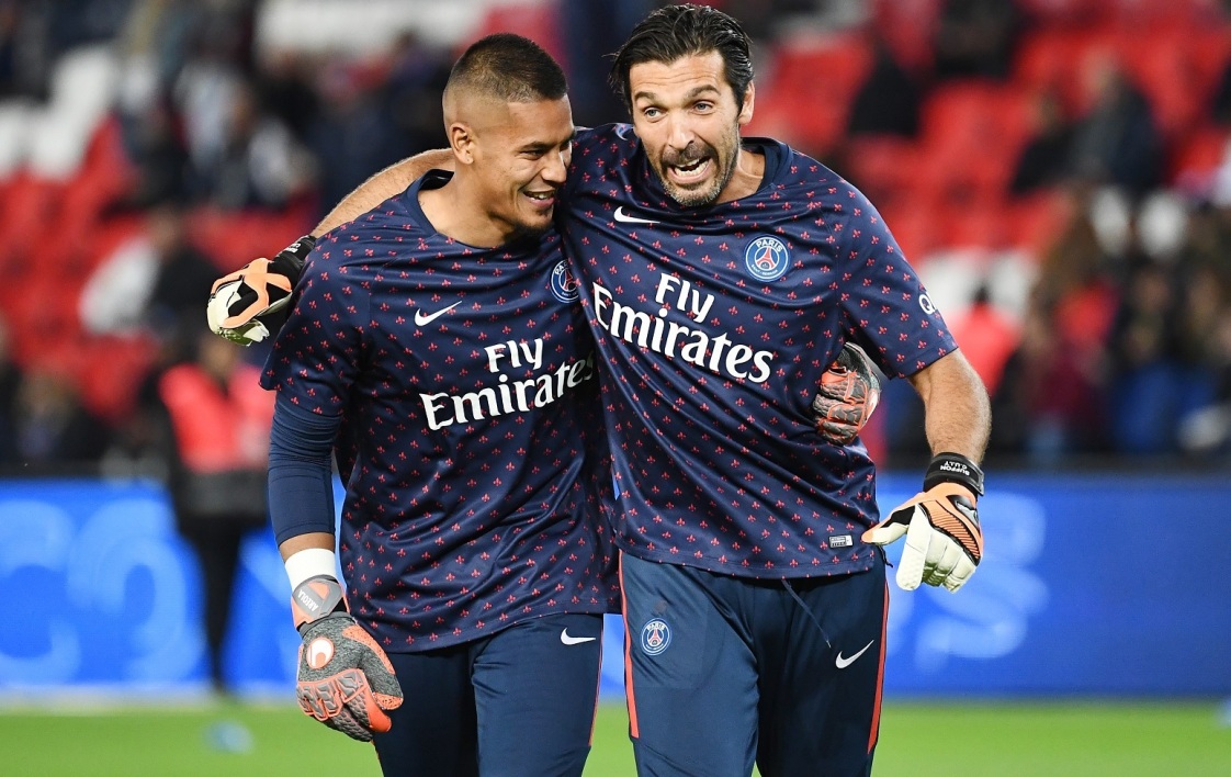 足球周刊：刘若钒曾想回成都却被徐正源拒绝，后获里卡多、穆斯卡特赏识（足球周刊：刘若钒欲回归成都遭徐正源拒绝，此后获里卡多与穆斯卡特青睐）